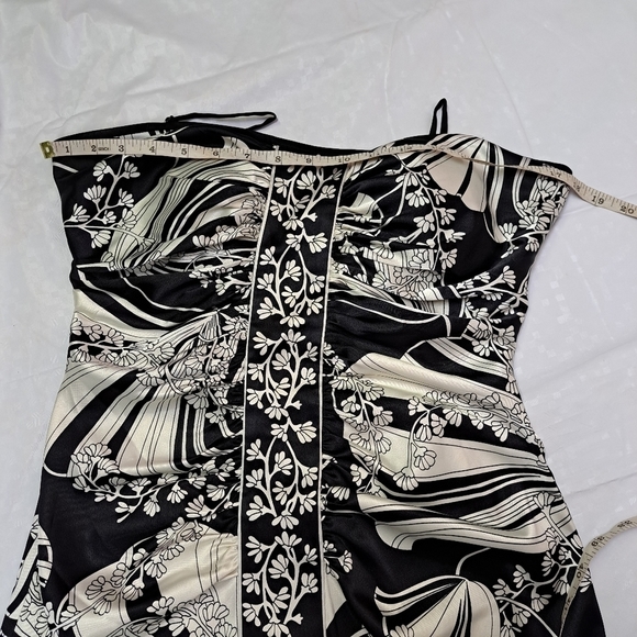 MAGGY London Spaghetti Straps Formal Dress - Picture 11 of 14